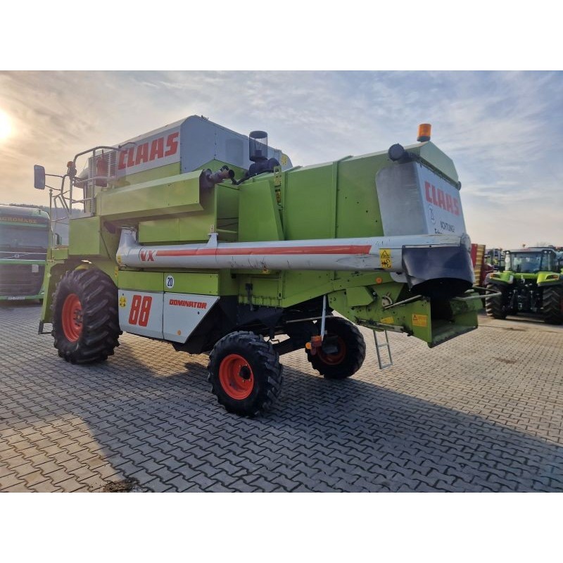 Kombajn zbożowy Claas Dominator 88VX C420
